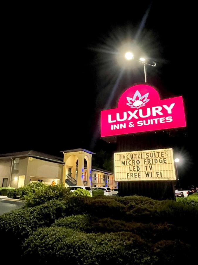 Luxury Inn & Suites Сельма Экстерьер фото