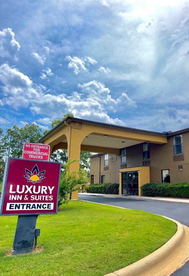 Luxury Inn & Suites Сельма Экстерьер фото