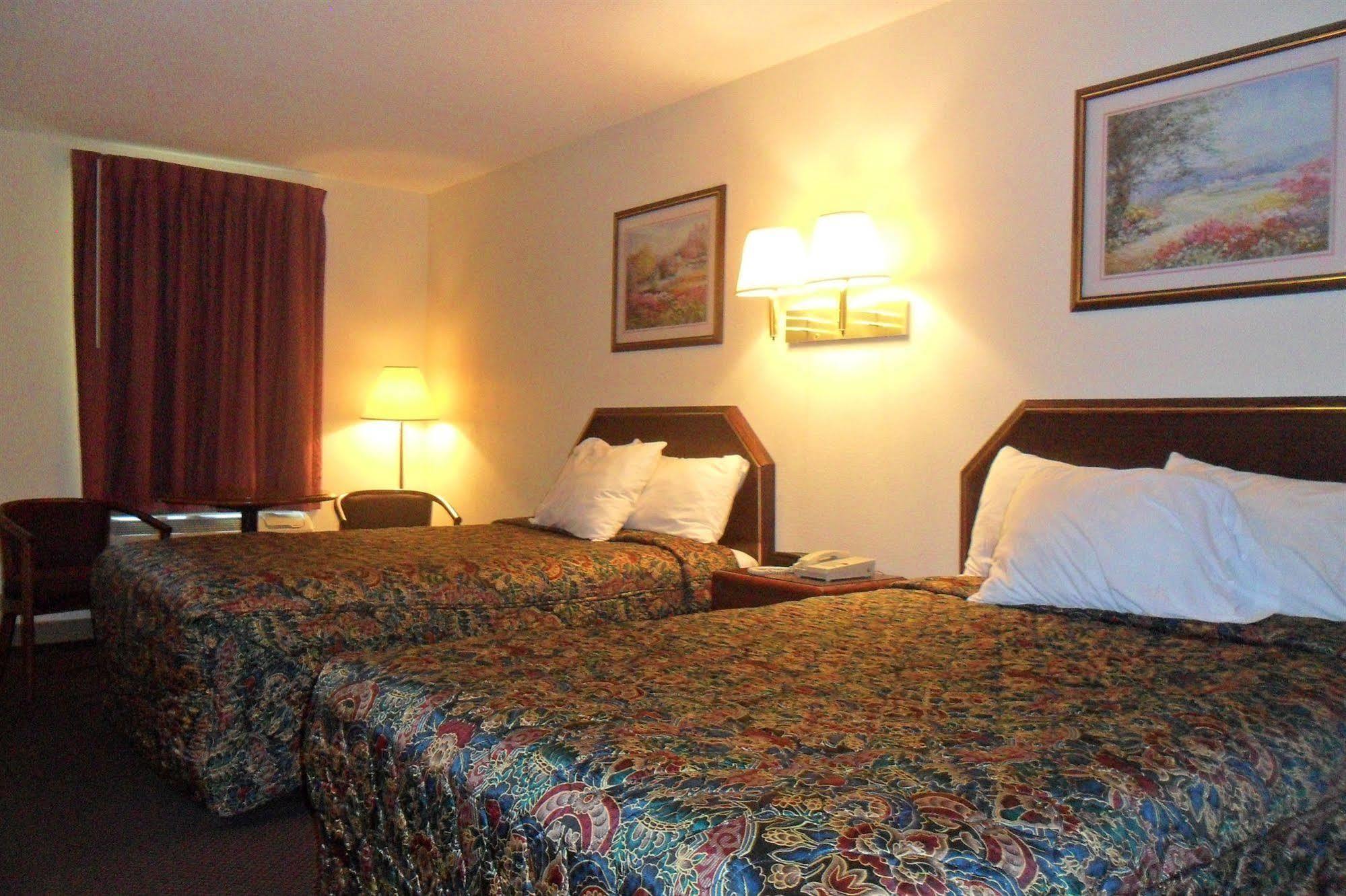 Luxury Inn & Suites Сельма Экстерьер фото